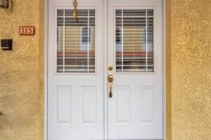 11555 Gulf Blvd Blvd #115, TREASURE ISLAND