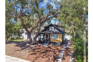3819 QUEENSBORO AVENUE, ST PETERSBURG, FL 33711 Sold 04/14/25