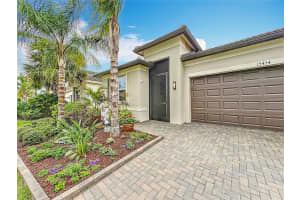 15434 SANTA POLA DRIVE, WIMAUMA, FL 33598 Sold 07/11/25