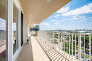 223 ISLAND WAY, CLEARWATER, FL 33767 Sold 04/22/25