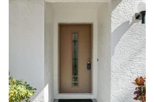 640 YORKSHIRE COURT, SAFETY HARBOR, FL 34695 Sold 05/15/25