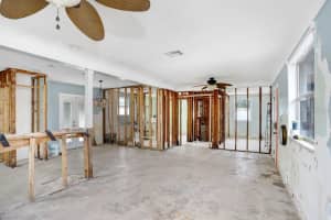 411 VIRGINIA AVENUE, MADEIRA BEACH, FL 33708 - MLS#MFRTB8351115