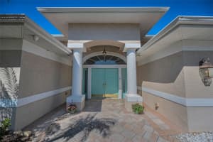 8155 ELISABETH LANE, SEMINOLE, FL 33777 Sold 04/15/25
