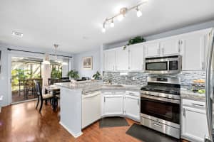 13003 LORNA PLACE, TAMPA, FL 33618 Sold 04/28/25