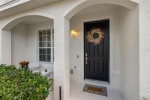 12717 COUNTRY BROOK LANE, TAMPA, FL 33625 Sold 05/30/25