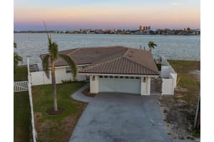11005 5TH STREET, TREASURE ISLAND, FL 33706 - MLS#MFRTB8351284