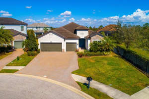 12031 MEDLEY TERRACE, LAKEWOOD RANCH, FL 34211 - MLS#MFRTB8351357