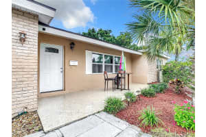 5985 38TH AVENUE, ST PETERSBURG, FL 33710 Sold 06/18/25