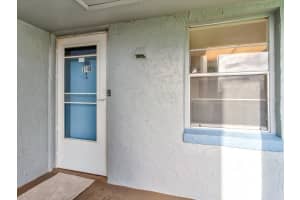 333 Lake Howard Dr Nw #314d, WINTER HAVEN