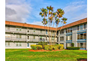 333 LAKE HOWARD DR NW #314D, WINTER HAVEN, FL 33880 - MLS#MFRTB8351530