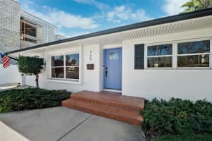 735 SNELL ISLE BOULEVARD, ST PETERSBURG, FL 33704 - MLS#MFRTB8351634