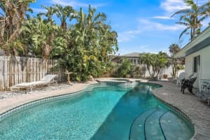 991 NARCISSUS AVENUE, CLEARWATER BEACH, FL 33767 Sold 04/03/25