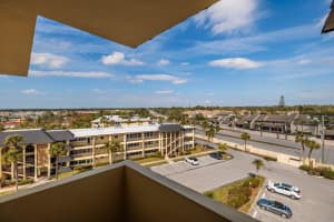 4650 COVE CIRCLE, ST PETERSBURG, FL 33708 Sold 06/06/25