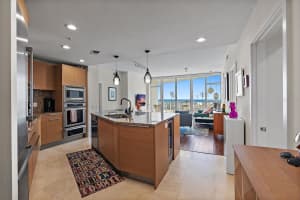 175 1ST STREET, ST PETERSBURG, FL 33701 Sold 04/21/25