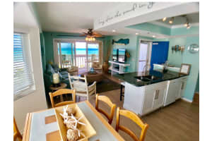 712 BEACH TRAIL, INDIAN ROCKS BEACH, FL 33785 Sold 06/16/25