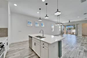 729 WINTERSIDE DRIVE, APOLLO BEACH, FL 33572 - MLS#MFRTB8352194