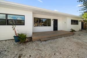 929 LANTANA AVENUE, CLEARWATER BEACH, FL 33767 Sold 03/07/25