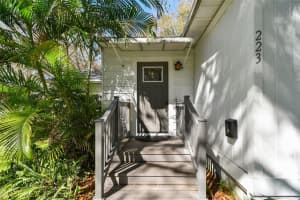 223 33RD AVENUE, ST PETERSBURG, FL 33704 Sold 05/05/25