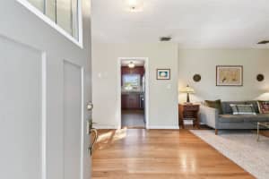 223 33RD AVENUE, ST PETERSBURG, FL 33704 Sold 05/05/25