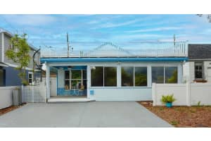 3018 HIGHLAND STREET, ST PETERSBURG, FL 33704 Sold 04/17/25