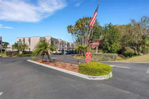 210 FERNWOOD CIRCLE, SEMINOLE, FL 33777 - MLS#MFRTB8352312