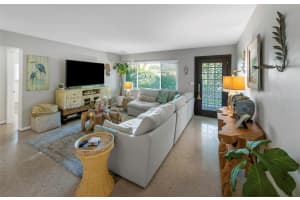 2370 JONES DRIVE, DUNEDIN, FL 34698 Sold 03/31/25