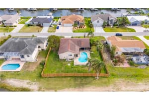 811 EAGLE LANE, APOLLO BEACH, FL 33572 - MLS#MFRTB8352388