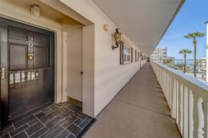 131 BLUFF VIEW DRIVE, BELLEAIR BLUFFS, FL 33770 Sold 08/08/25