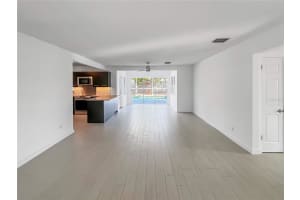 318 41ST AVENUE, ST PETE BEACH, FL 33706 Sold 05/30/25