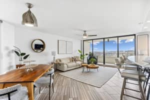 5940 PELICAN BAY PLAZA, GULFPORT, FL 33707 Sold 05/21/25