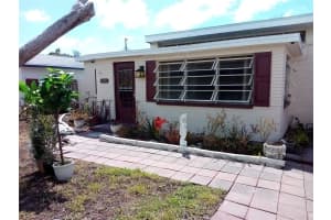 14034 MARGUERITE DRIVE, MADEIRA BEACH, FL 33708 Sold 03/14/25