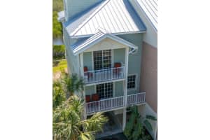 3230 MANGROVE POINT DRIVE, RUSKIN, FL 33570 - MLS#MFRTB8352826