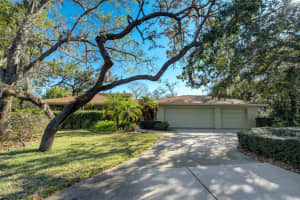 1672 WINDING CREEK ROAD, DUNEDIN, FL 34698 Sold 05/14/25