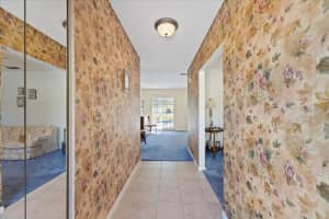14019 BRIARDALE LANE, TAMPA, FL 33618 Sold 05/14/25