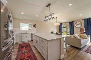 9565 FLATWOOD HAMMOCK PLACE, SEFFNER, FL 33584 Sold 04/10/25