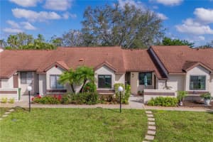 6004 36TH AVENUE CIRCLE, BRADENTON, FL 34209 Sold 05/30/25