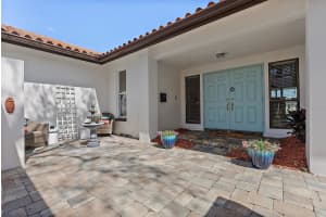 4901 LANSING ST NE, ST PETERSBURG, FL 33703 Sold 08/29/25