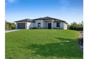 14207 FORT WORTH CIRCLE, PORT CHARLOTTE, FL 33981 - MLS#MFRTB8353277