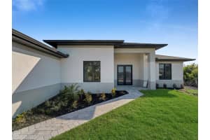 14207 FORT WORTH CIRCLE, PORT CHARLOTTE, FL 33981 - MLS#MFRTB8353277