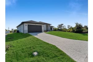 14207 FORT WORTH CIRCLE, PORT CHARLOTTE, FL 33981 - MLS#MFRTB8353277