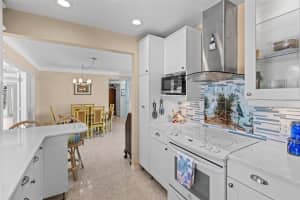 6891 4TH STREET, ST PETERSBURG, FL 33713 Sold 05/09/25