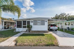37042 Lois Ave, ZEPHYRHILLS