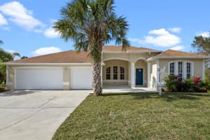 113 GRAND RESERVE COURT, DAVENPORT, FL 33837 Sold 08/20/25