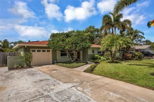 2221 59TH STREET, GULFPORT, FL 33707 Sold 04/21/25
