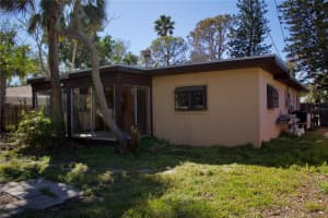 925 LANTANA AVENUE, CLEARWATER BEACH, FL 33767 Sold 03/03/25