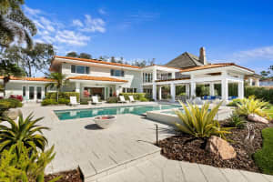 611 BRIGHTWATERS BOULEVARD, ST PETERSBURG, FL 33704 - MLS#MFRTB8353761