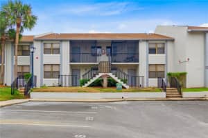 2002 BLUE HAWK COURT, CLEARWATER, FL 33762 Sold 05/16/25