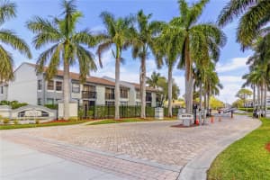 2002 BLUE HAWK COURT, CLEARWATER, FL 33762 Sold 05/16/25