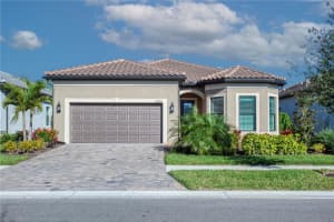 6104 Talon Preserve Dr, NOKOMIS