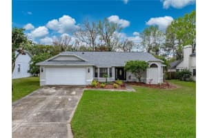 2745 HORSESHOE DRIVE, PLANT CITY, FL 33566 Sold 07/10/25